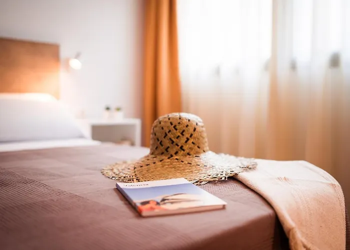 Lindala Hotel 3*